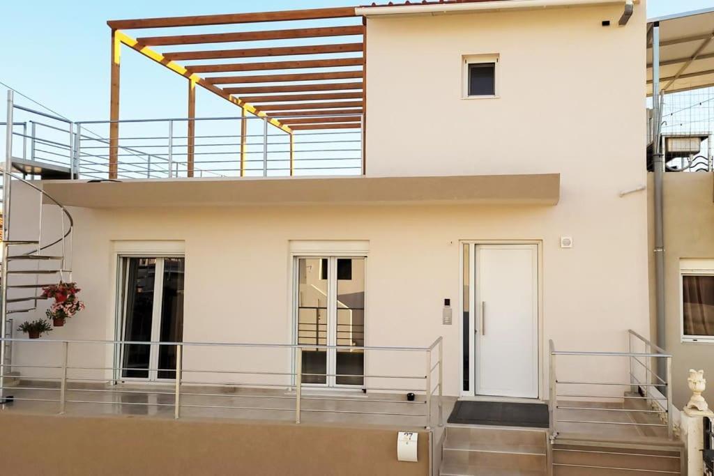 Crete House - Modern *